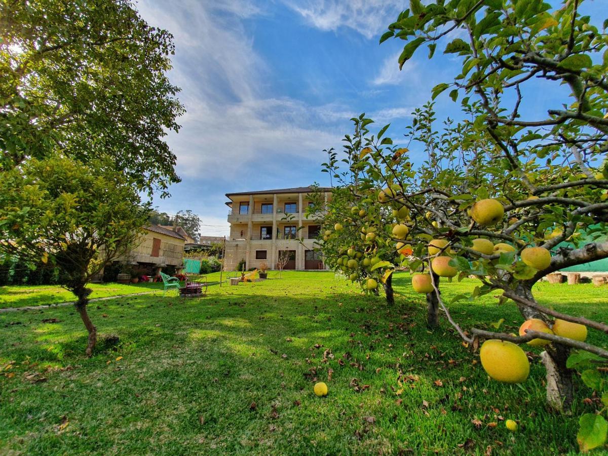 Apartamentos Ria De Aldán Екстериор снимка