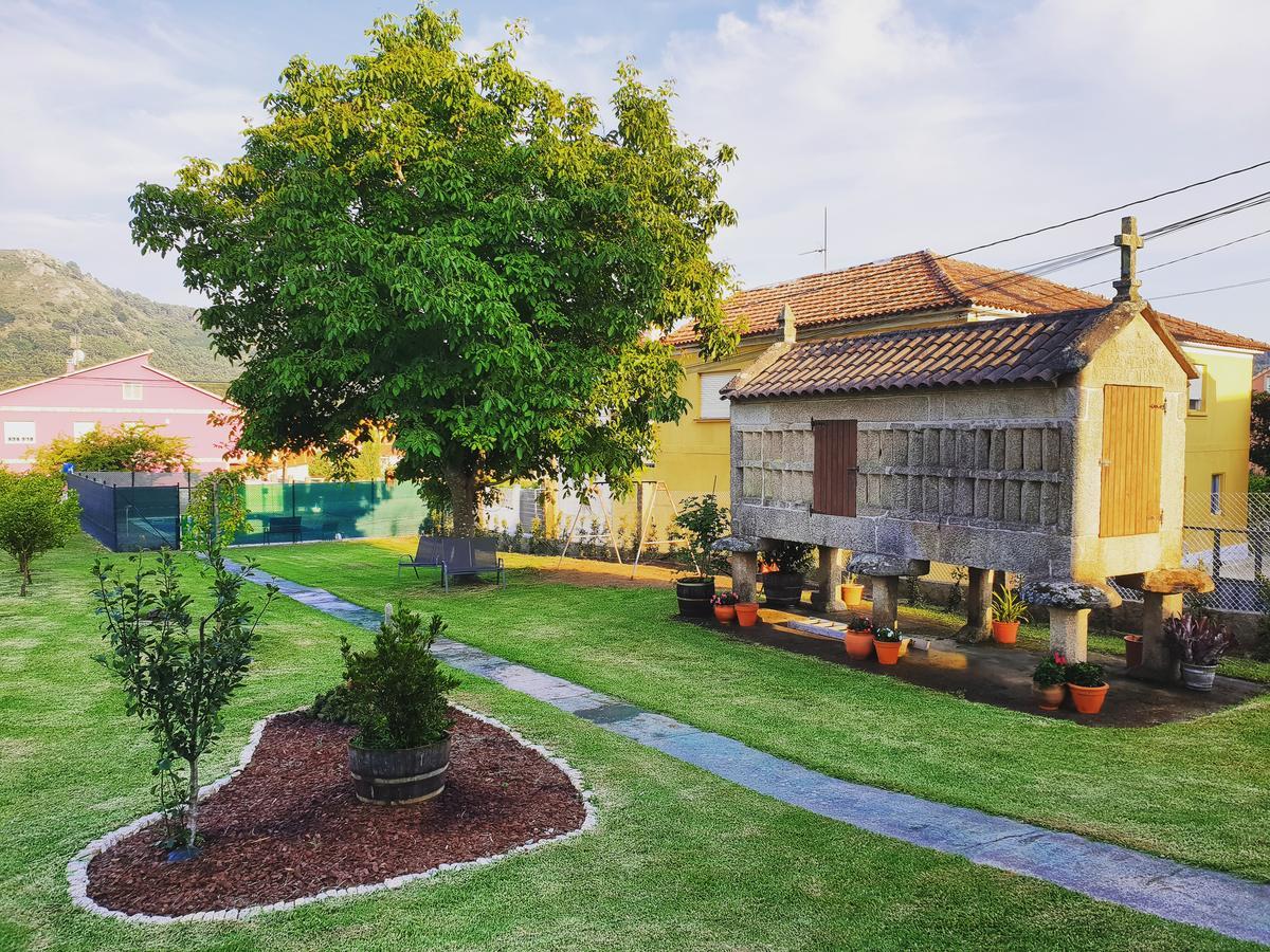 Apartamentos Ria De Aldán Екстериор снимка